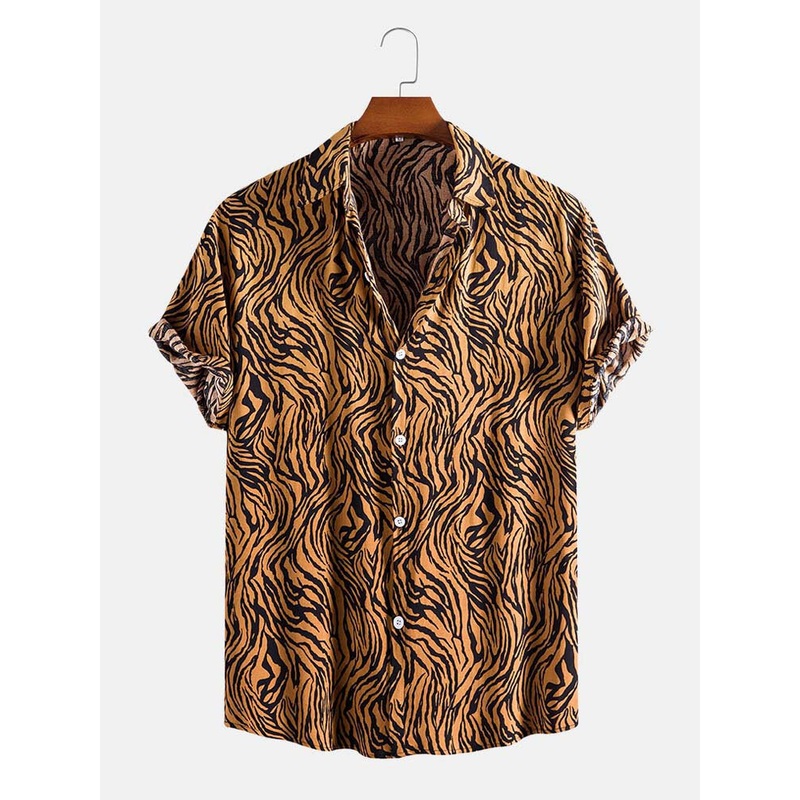 Mens Wavy Striped Pattern Lapel Short Sleeve Shirt