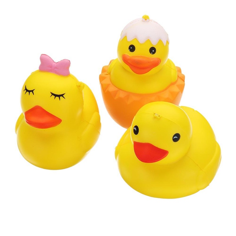 Cartoon Yellow Duck Squishy 9.5*8CM Slow Rising With Packaging Collection Gift Soft Toy