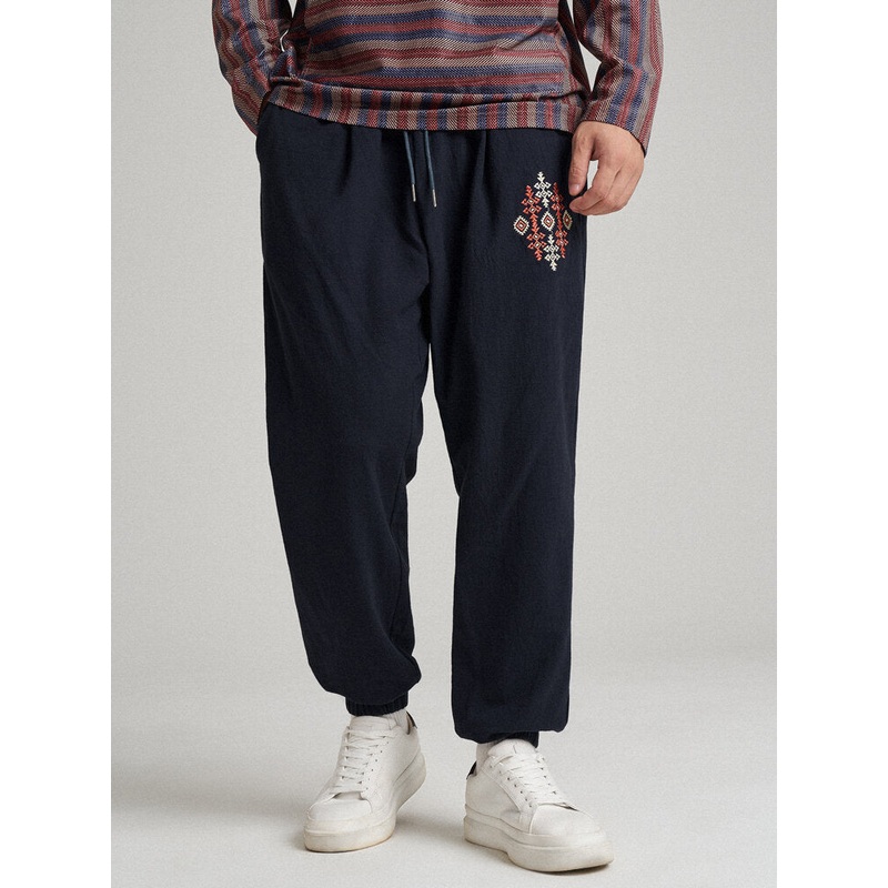 Mens Ethnic Ornament Embroidered Pocket Ankle Length Pants