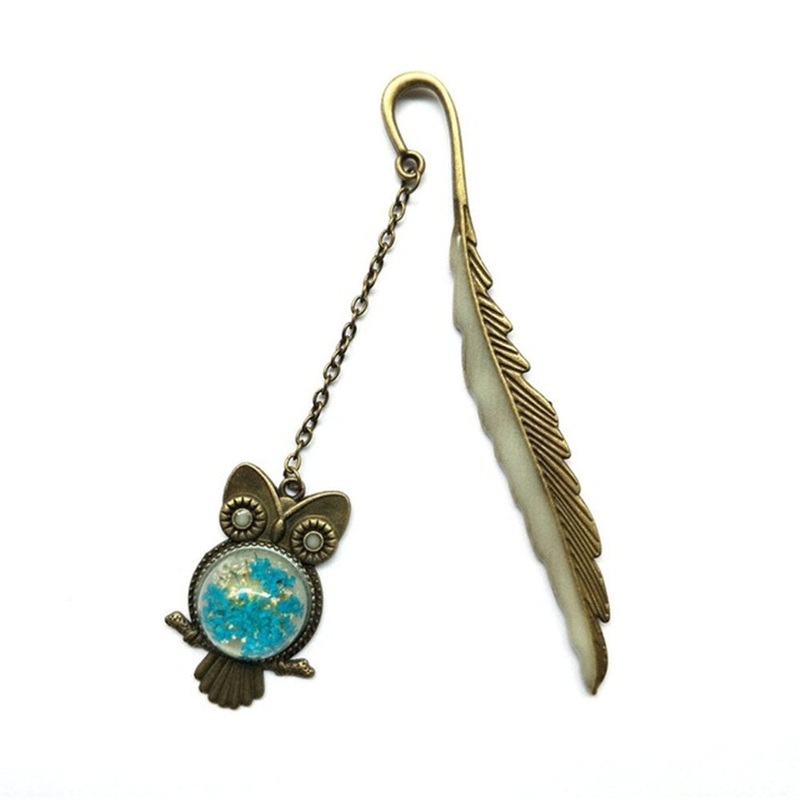 Luminous Feather Bookmarks Retro Temperament Glow Metal Bookmark Fluorescent Owl Gift Cute Supplies Bookmarks For Books